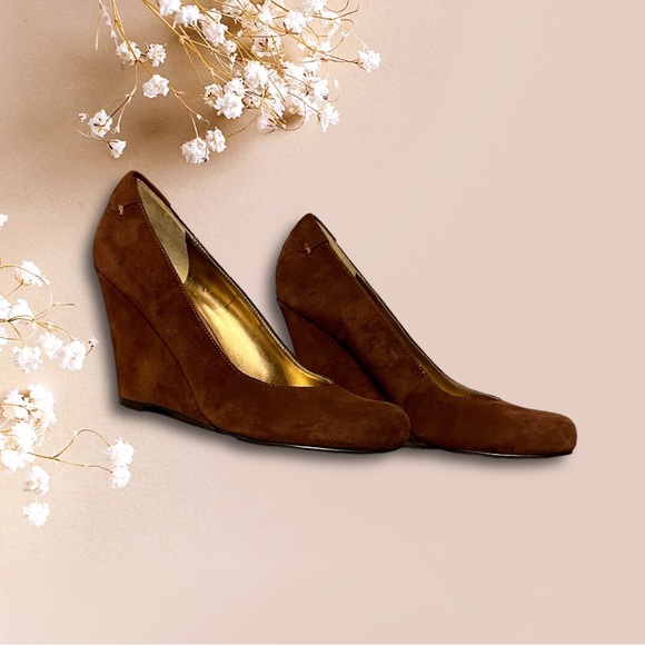 Nine‎ West Suede Wedge - Picture 4 of 8